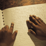 Brailleschrift – Lesen mit den Händen